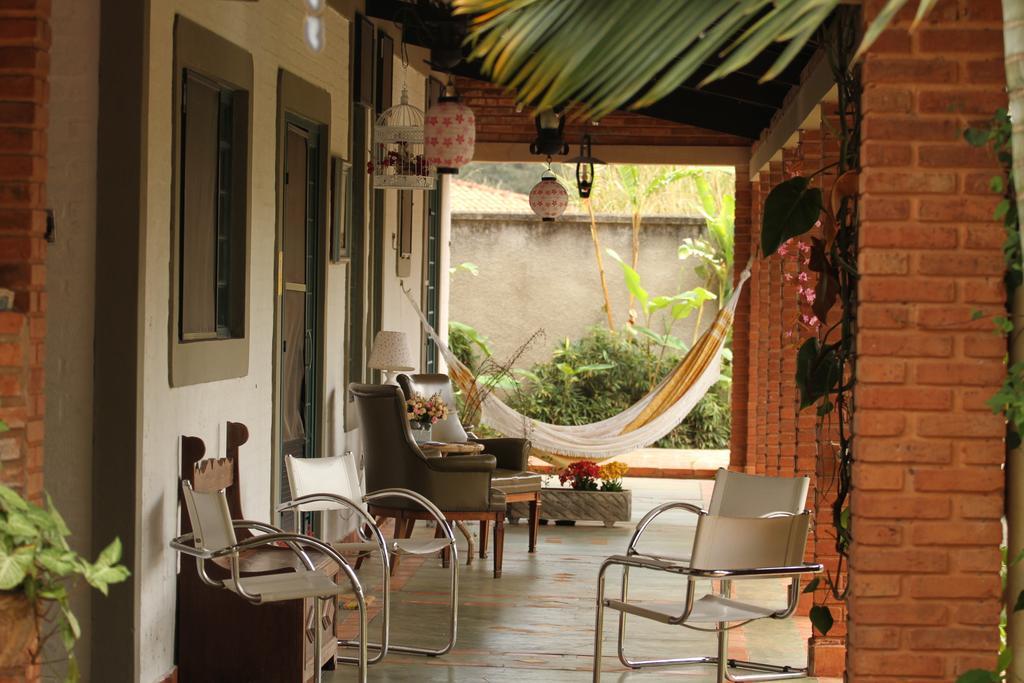 Chácara Andó Bed And Breakfast Águas de Santa Barbara Esterno foto